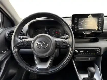 Photo 14 Toyota Yaris Gén. IV Ph1 Dynamic 5