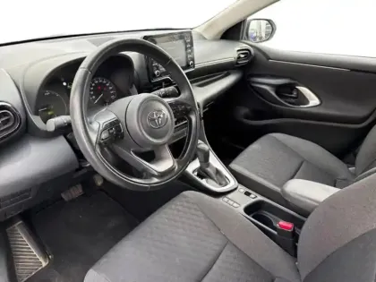 Photo 6 Toyota Yaris Gén. IV Ph1 Dynamic 5