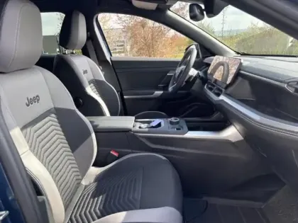 Photo 9 Jeep Compass Gén. III Ph1 First Edition 5