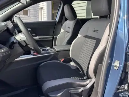 Photo 8 Jeep Compass Gén. III Ph1 First Edition 5