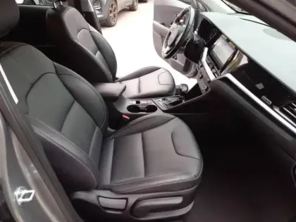 Photo 10 Kia Niro  1.6 GDi 105ch ISG + Plug-In 60.5ch Lounge DCT6 MY22
