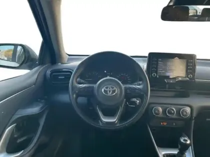 Photo 10 Toyota Yaris Gén. IV Ph1 Dynamic 5