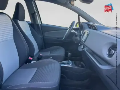 Photo 19 Toyota Yaris  100h France Business 5p MY19