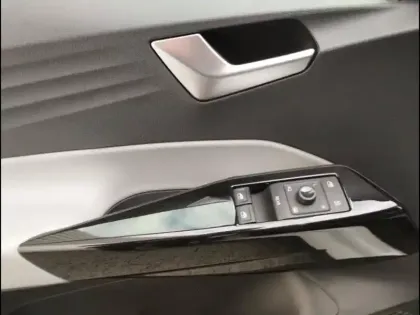 Photo 7 Volkswagen Id.3 Gén. I Ph1 NG Base 5