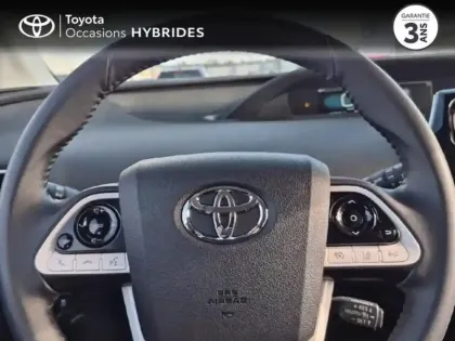 Photo 12 Toyota Prius Gén. IV Ph1 Lounge 5