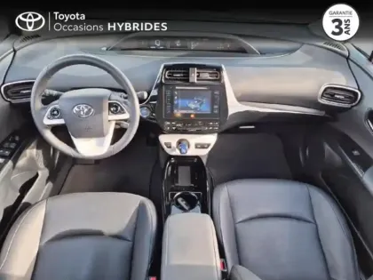 Photo 7 Toyota Prius Gén. IV Ph1 Lounge 5