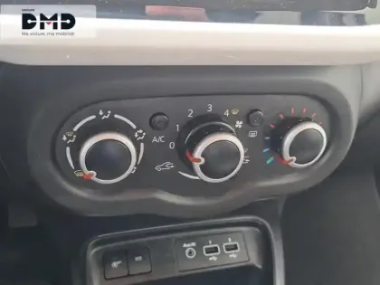 Photo 13 Renault Twingo Gén. III (C07) Ph2 Intens 5