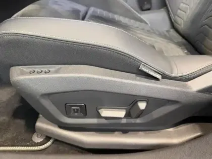 Photo 9 Peugeot 3008 Gén. III Ph1 GT 5