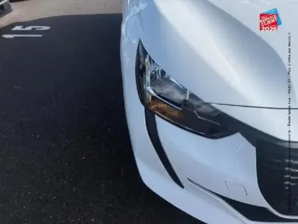 Photo 12 Peugeot 208 Gén. II Ph1 Premium 5