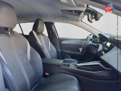 Photo 19 Peugeot 408  Hybrid 136ch Allure e-DCS6