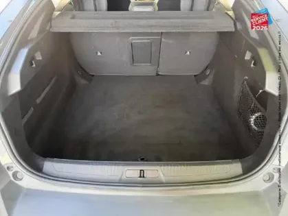 Photo 13 Peugeot 408  Hybrid 136ch Allure e-DCS6