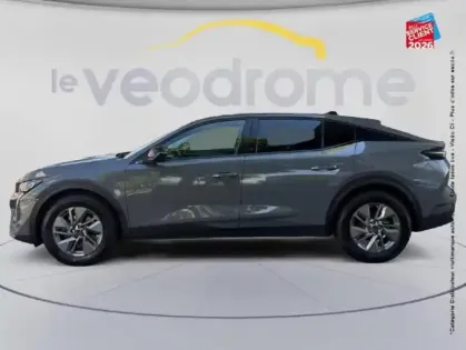 Photo 23 Peugeot 408  Hybrid 136ch Allure e-DCS6