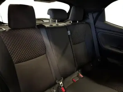 Photo 12 Toyota Yaris Gén. IV Ph1 NG Première 5