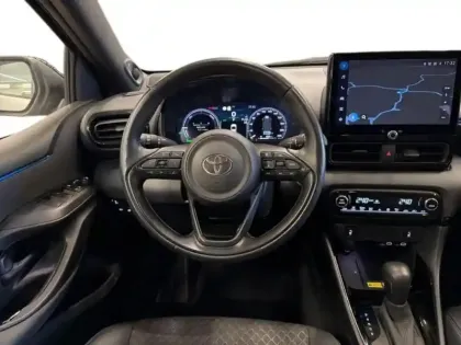 Photo 9 Toyota Yaris Gén. IV Ph1 NG Première 5