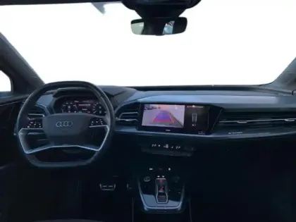 Photo 5 Audi Q4  Sportback e-tron 45 e-tron 285ch S line