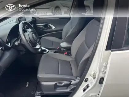 Photo 10 Toyota Yaris Gén. IV Ph1 Dynamic 5