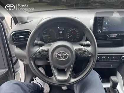 Photo 8 Toyota Yaris Gén. IV Ph1 Dynamic 5