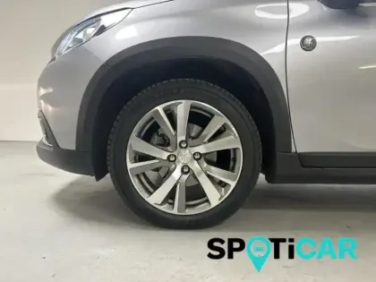 Photo 10 Peugeot 2008 Gén. I Ph2 Crossway 5