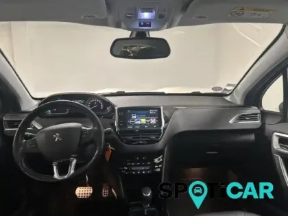 Photo 7 Peugeot 2008 Gén. I Ph2 Crossway 5