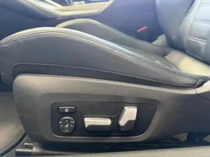 Photo 11 BMW Serie 4 Gén. II (G22) Ph1 M Performance 2