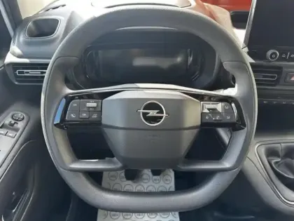 Photo 10 Opel Combo Gén. IV Ph2 Pack Premium Connect 4