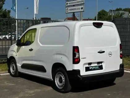 Photo 21 Opel Combo  Cargo M 650kg BlueHDi 100ch S&S Pack Premium Connect