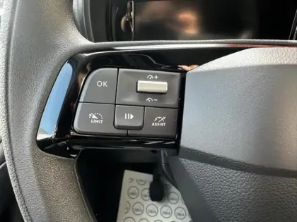 Photo 12 Opel Combo Gén. IV Ph2 Pack Premium Connect 4