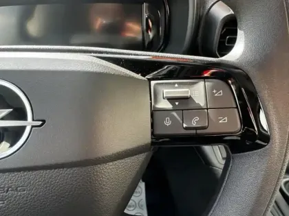 Photo 11 Opel Combo Gén. IV Ph2 Pack Premium Connect 4