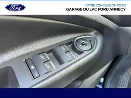 Photo 8 Ford Kuga Gén. II Ph2 ST-Line 5