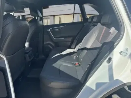 Photo 9 Toyota Rav4 Gén. V Ph1 Collection 5