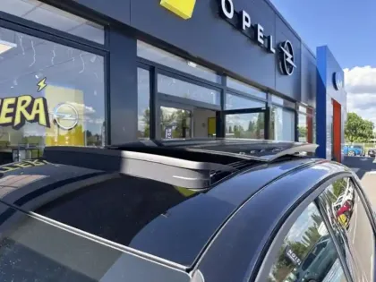 Photo 8 Opel Astra  1.2 Turbo Hybrid 145ch Ultimate e-DCT 6