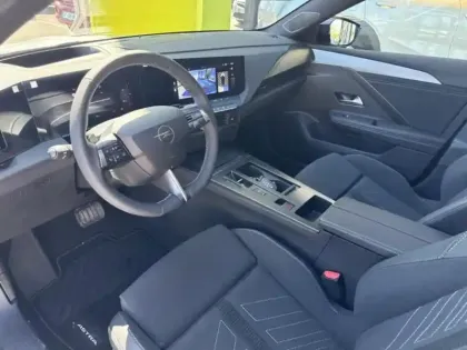 Photo 10 Opel Astra  1.2 Turbo Hybrid 145ch Ultimate e-DCT 6