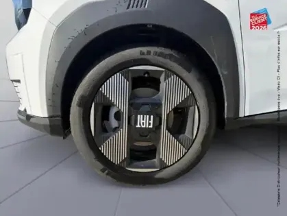 Photo 9 Fiat Panda Grande  1.2 Hybrid Turbo 110ch La Prima eDCT6