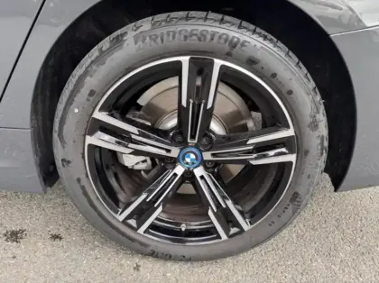 Photo 17 BMW Serie 3 Série 3 Touring 320eA 204ch M Sport