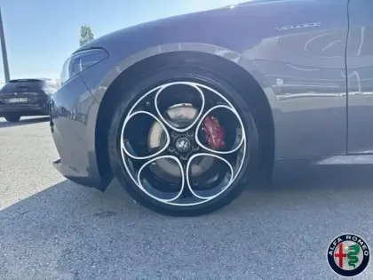 Photo 8 Alfa Romeo Giulia  2.2 Diesel 160ch Veloce AT8