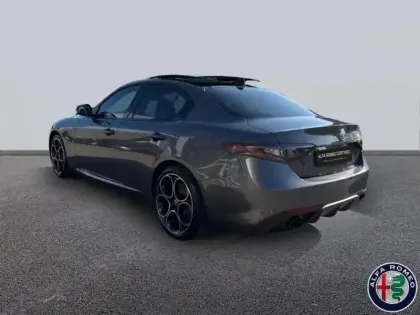 Photo 6 Alfa Romeo Giulia  2.2 Diesel 160ch Veloce AT8