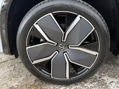 Photo 13 Volkswagen Tayron Gén. I Ph1 R-Line Exclusive 5