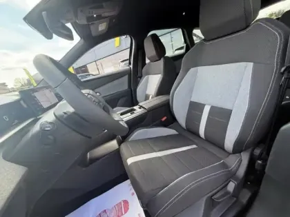 Photo 9 Opel Grandland  1.2 Turbo Hybrid 145ch Edition e-DCT6