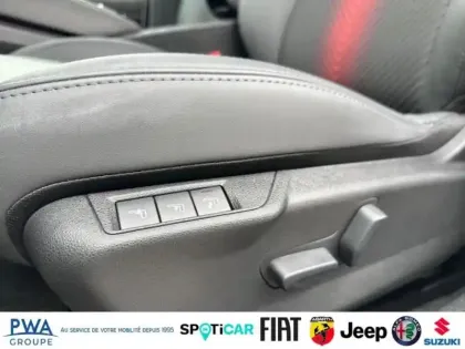 Photo 11 Alfa Romeo Junior  1.2 Ibrida 145ch Speciale e-DCT6