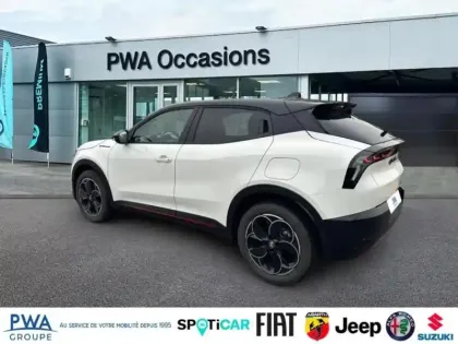 Photo 6 Alfa Romeo Junior  1.2 Ibrida 145ch Speciale e-DCT6