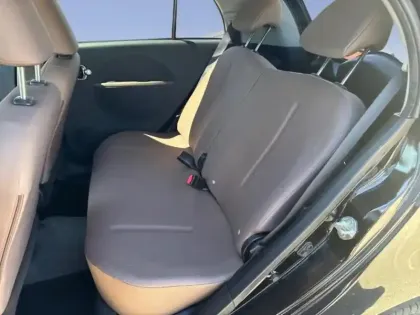 Photo 9 Citroën C-Zéro Gén. I Ph1 Confort 5