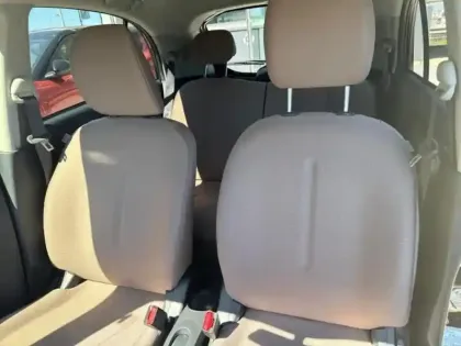 Photo 11 Citroën C-Zéro Gén. I Ph1 Confort 5