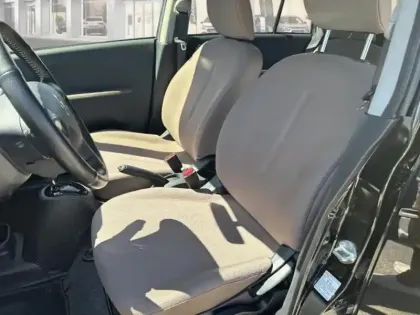 Photo 8 Citroën C-Zéro Gén. I Ph1 Confort 5