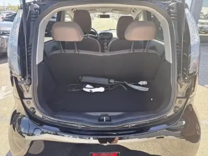 Photo 5 Citroën C-Zéro Gén. I Ph1 Confort 5