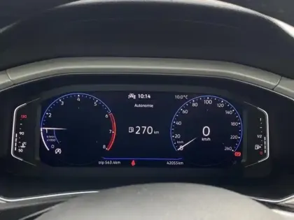 Photo 12 Volkswagen T-roc Gén. I Ph1 Style 2