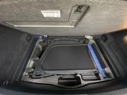 Photo 11 Volkswagen T-roc Gén. I Ph1 Style 2