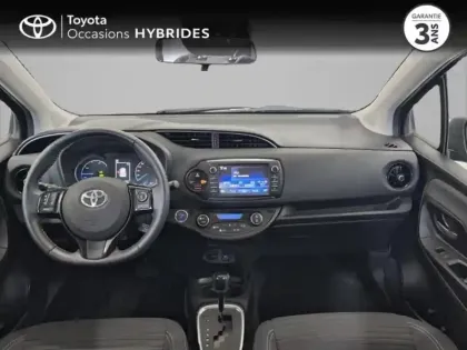 Photo 7 Toyota Yaris Gén. III Ph3 Dynamic 5