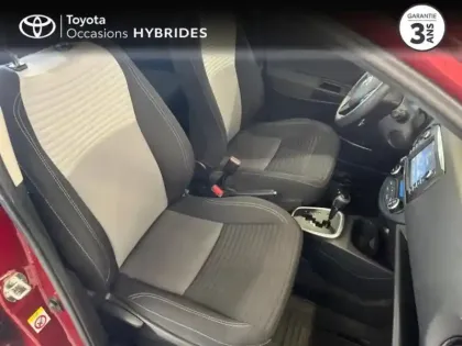 Photo 5 Toyota Yaris Gén. III Ph3 Dynamic 5