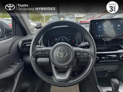 Photo 8 Toyota Yaris Gén. I Ph1 NG Dynamic 5