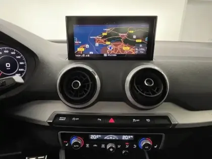 Photo 14 Audi Q2  35 TFSI 150ch  S line S tronic 7